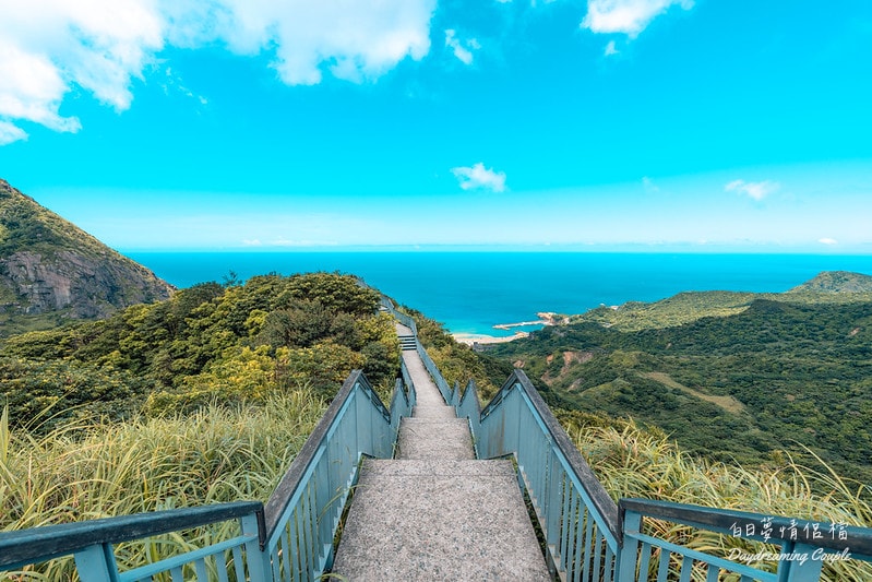 【金瓜石勸濟堂&報時山步道】 逃離城市喧囂！海風、香火與山城美景，5分鐘登頂看最美陰陽海